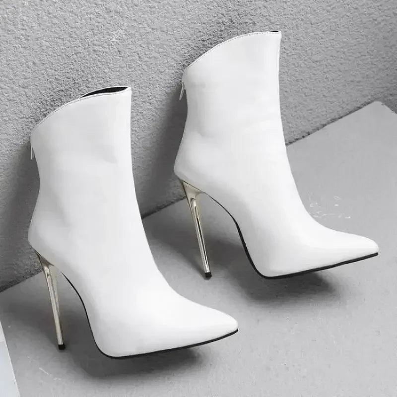 Bota Feminina Salto Fino Boca Assimétrica - Promoção De Inverno 2025