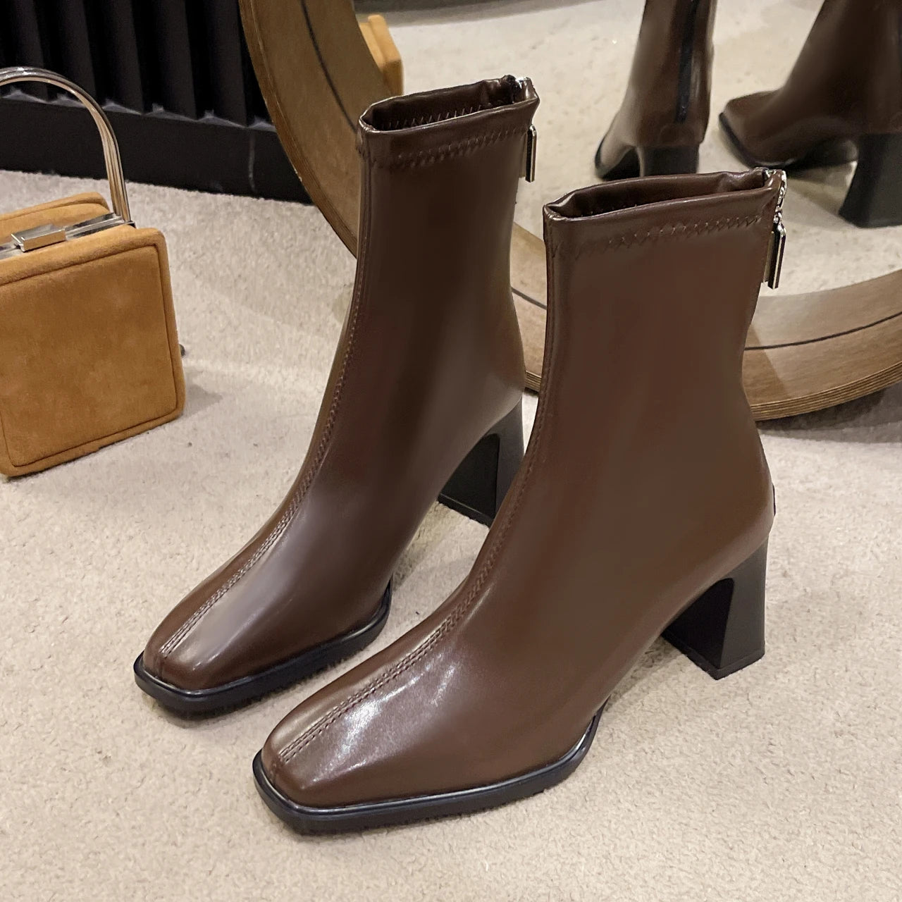 Bota Feminina Tendência Elegante - Promoção De Inverno 2025