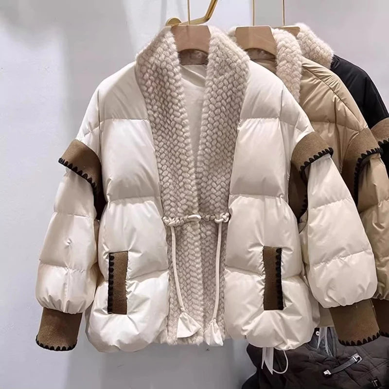 Casaco Feminino Acolchoado com Cordão De Amarração - Promoção De Inverno 2025