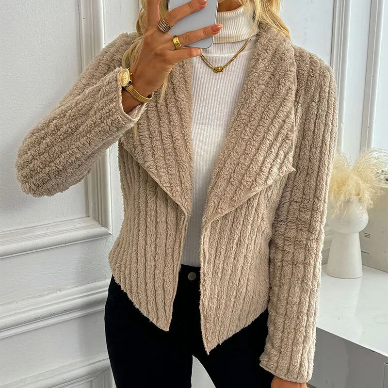 Casaco Feminino De Veludo Com Lapela Grande - Promoção De Inverno 2025