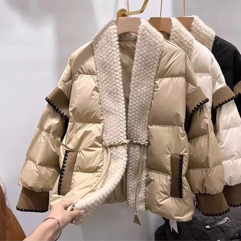 Casaco Feminino Acolchoado com Cordão De Amarração - Promoção De Inverno 2025