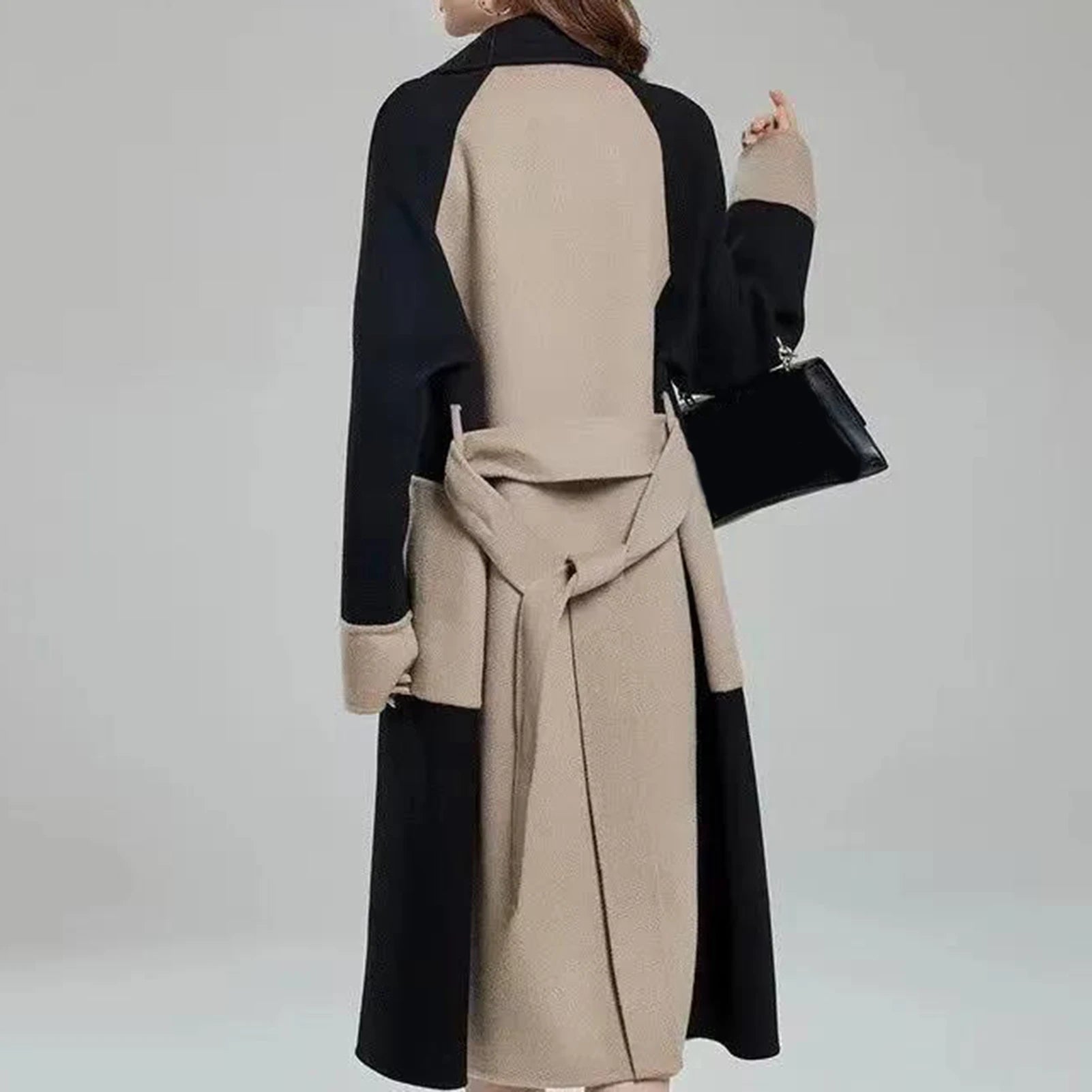 Casaco Longo Feminino Bicolor Com Cinto E Lapela - Promoção De Inverno 2025