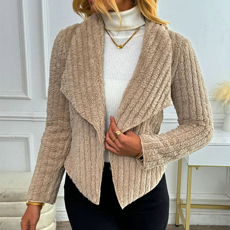 Casaco Feminino De Veludo Com Lapela Grande - Promoção De Inverno 2025