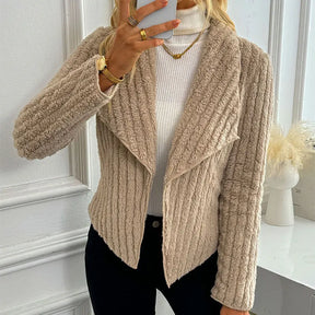 Casaco Feminino De Veludo Com Lapela Grande - Promoção De Inverno 2025