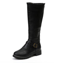 Bota Feminina Cano Alto De Material Resistente Tendência - Promoção De Inverno 2025