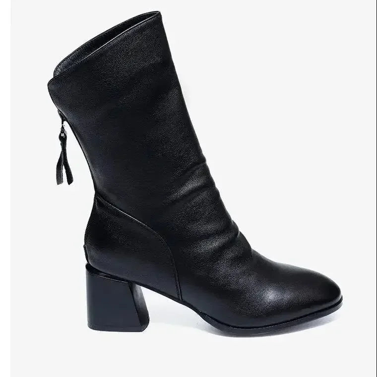 Bota Feminina De Cano Médio Material Resistente Com Zíper E Salto Bloco