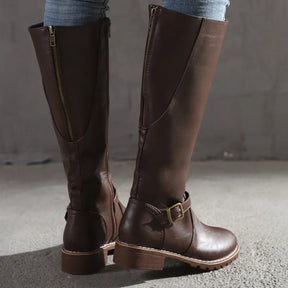 Bota Feminina Cano Alto De Material Resistente Tendência - Promoção De Inverno 2025