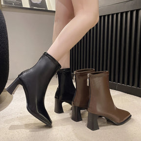 Bota Feminina Tendência Elegante - Promoção De Inverno 2025