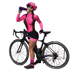 Macaquinho de Ciclismo Feminino com tecido respirável, design ergonômico e detalhes refletivos. Conforto, estilo e performance para suas pedaladas.